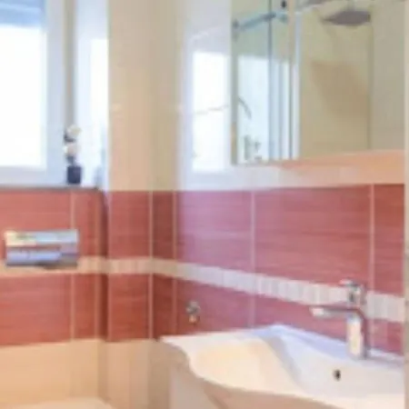 Didi - Two Bedroom With Pool * Трогір